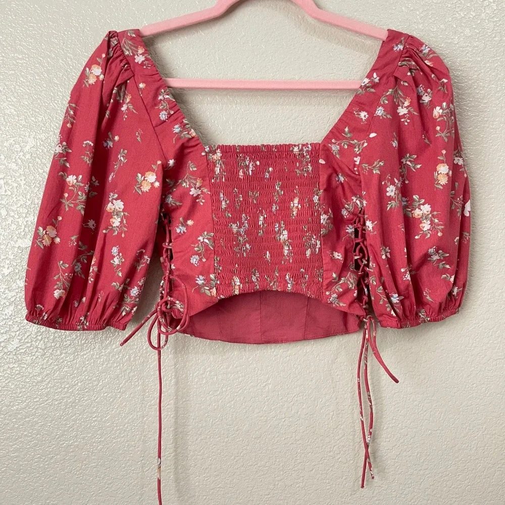 Abercrombie & Fitch Top Womens XS Pink Floral Puff Sleeve Crop Lace Up Smocked